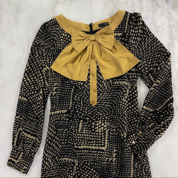 Long Sleeve Mod Bow Collar Contemporary dress - Picture 10 of 12